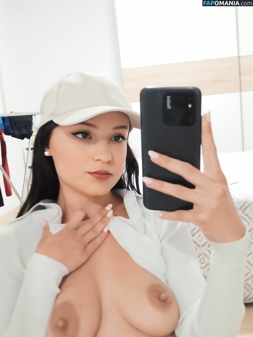 lizzplay / lizzplays Nude OnlyFans  Leaked Photo #4