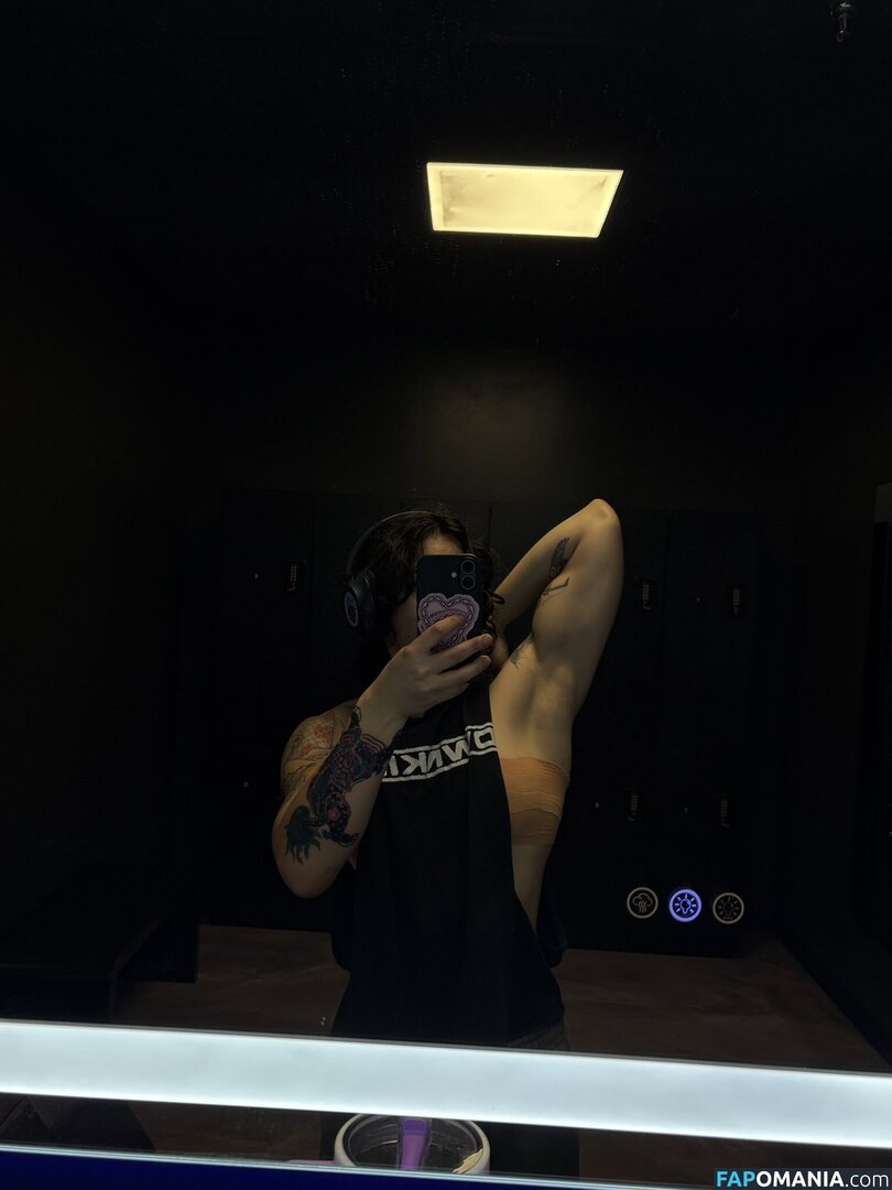 lockerroomangel / reel Nude OnlyFans  Leaked Photo #1