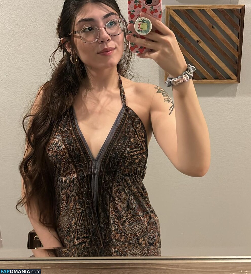 Gabby / Lofiluvasmr Nude OnlyFans  Leaked Photo #8