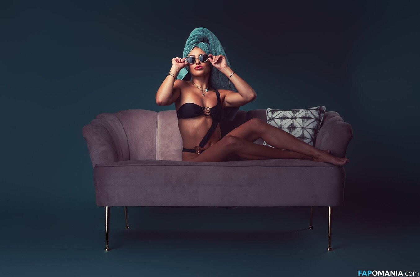 Logan Vaughan / Logan.grace / LoganGraceVaug1 / logan.grace16 Nude OnlyFans  Leaked Photo #6