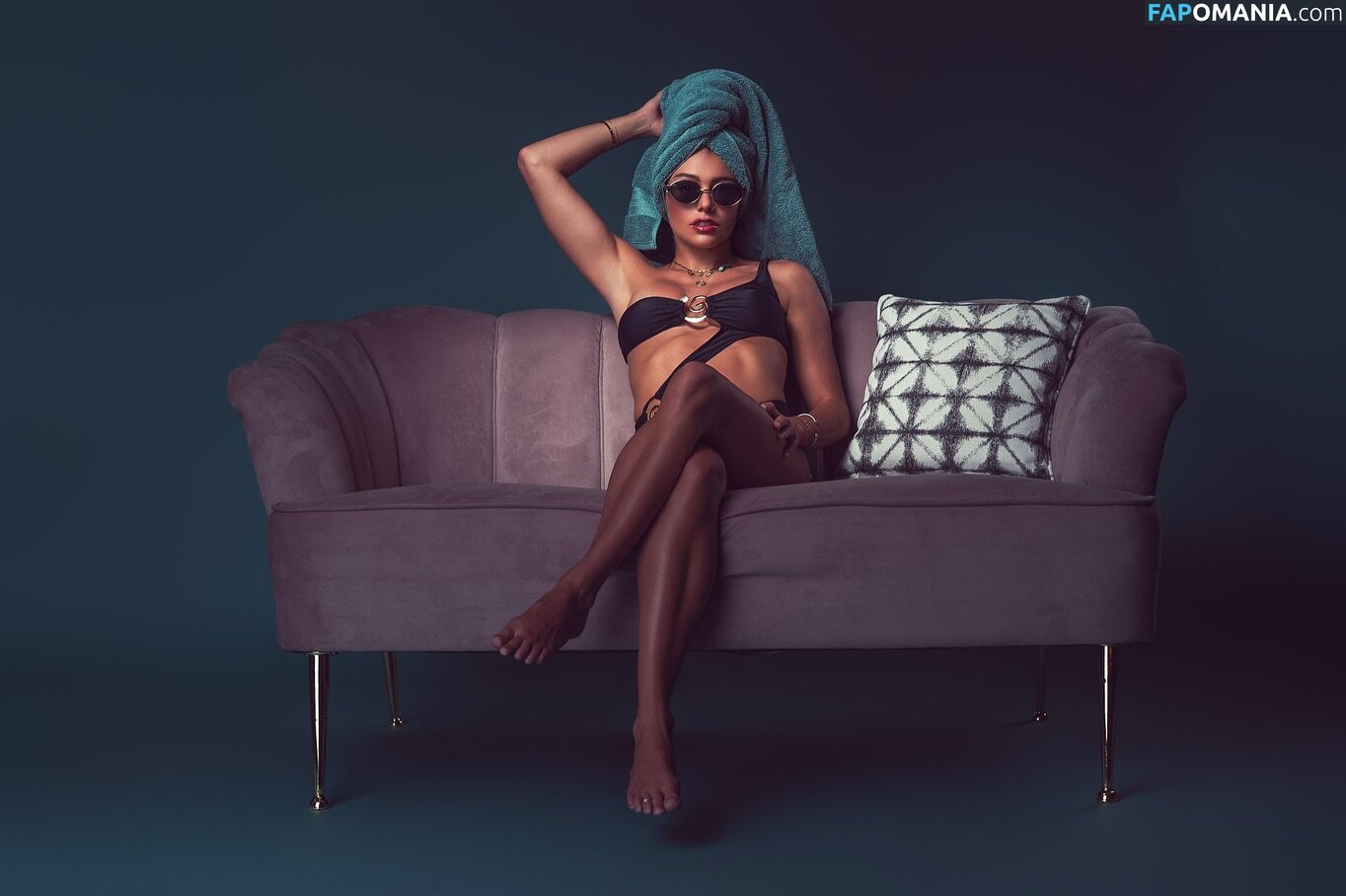 Logan Vaughan / Logan.grace / LoganGraceVaug1 / logan.grace16 Nude OnlyFans  Leaked Photo #7