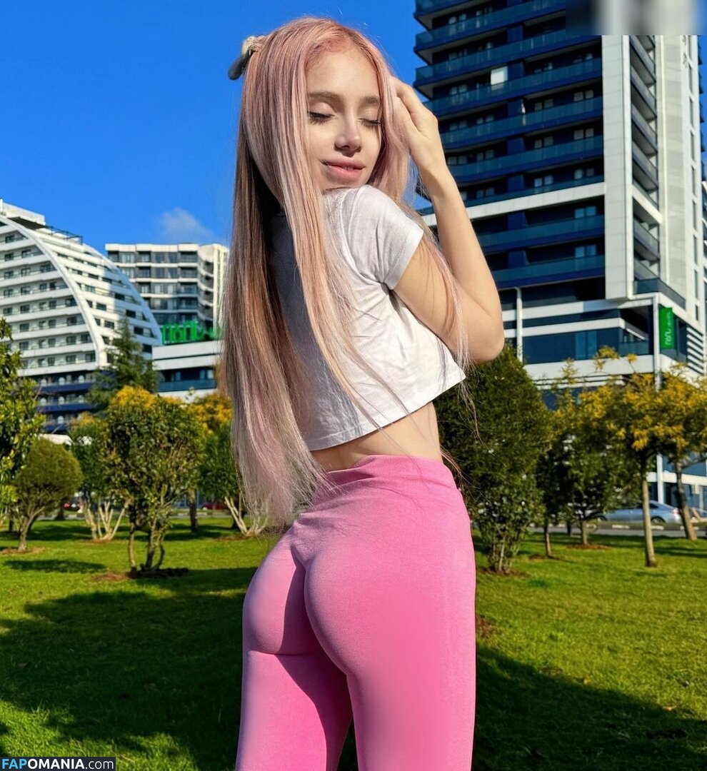 Belaofficial / LoLiBela / lolibela_2 / lovebela Nude OnlyFans  Leaked Photo #42