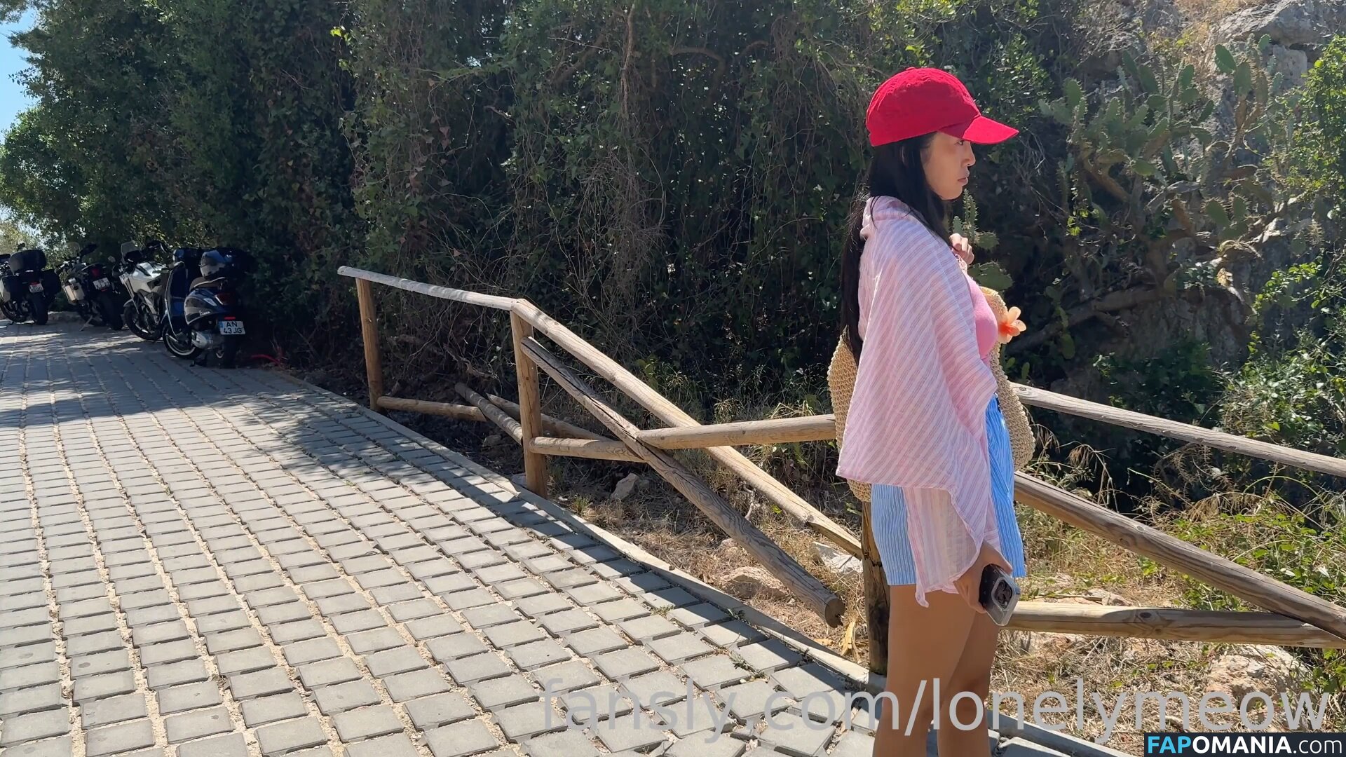 LonelyMeow / meow_lonely / miamia_oo Nude OnlyFans  Leaked Photo #14