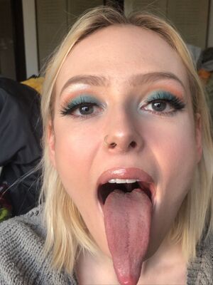 Long Tongue Fetish