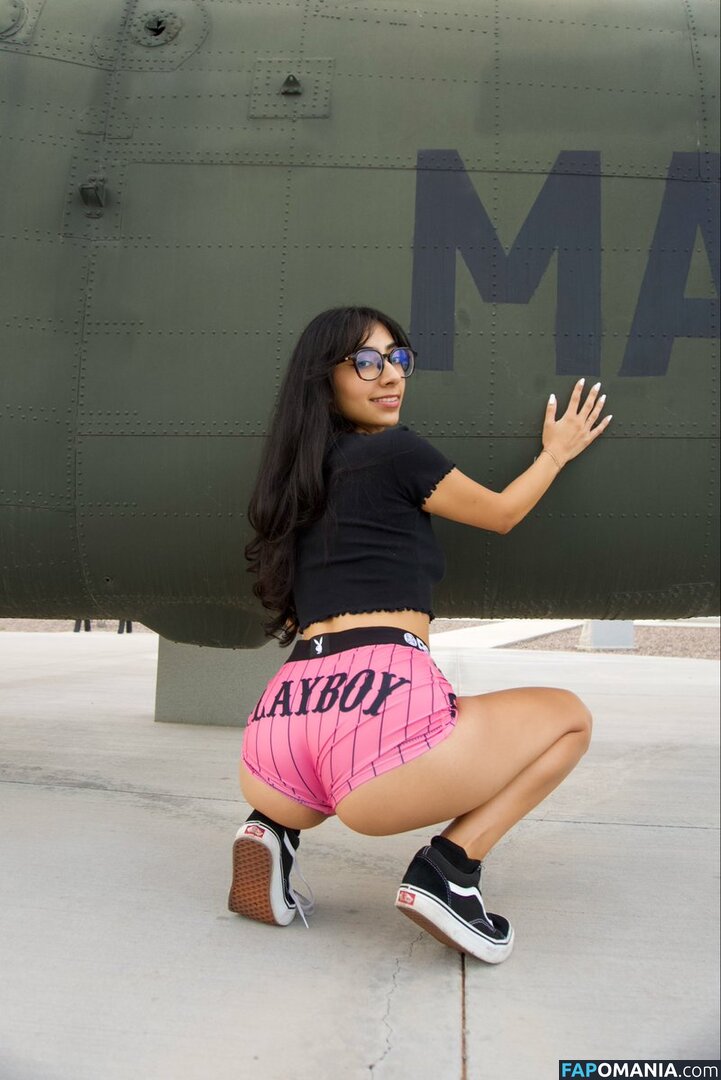 Loreleivonschweetz / loreleivonschweetz66 Nude OnlyFans  Leaked Photo #1