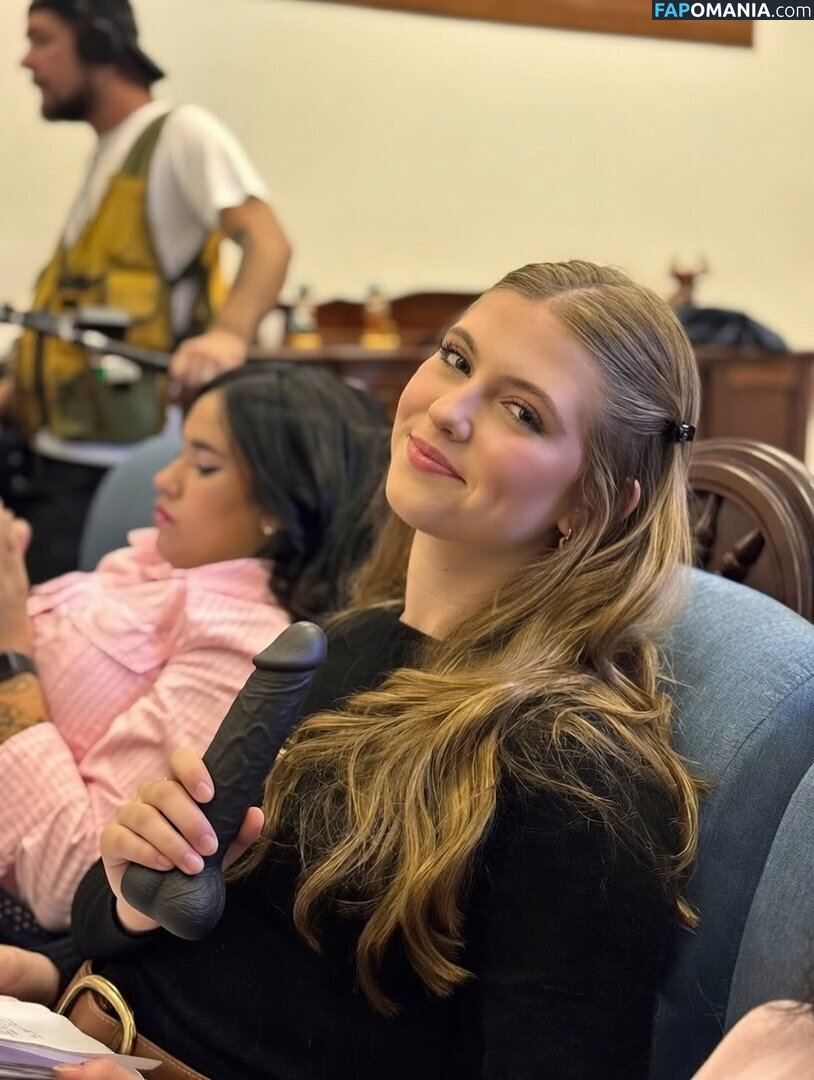 Lorena Queiroz / https: / lorenaqueiroz Nude OnlyFans  Leaked Photo #1