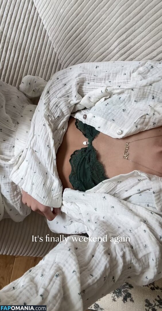 Lotta Emilie Stichler / lottastichler Nude OnlyFans  Leaked Photo #9