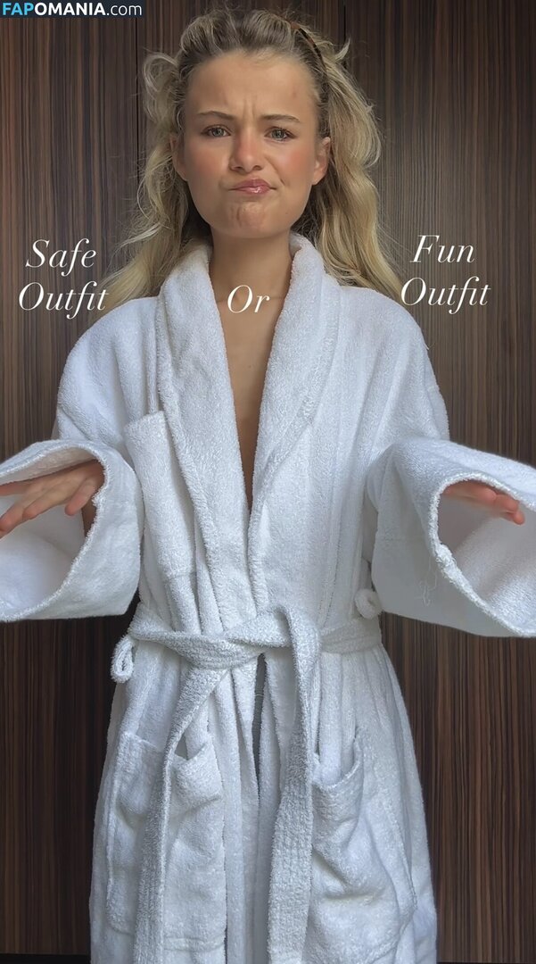 Lotta Emilie Stichler / lottastichler Nude OnlyFans  Leaked Photo #23