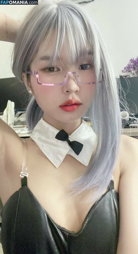 Lilith / Lou Aenlle / llthidk Nude OnlyFans  Leaked Photo #32