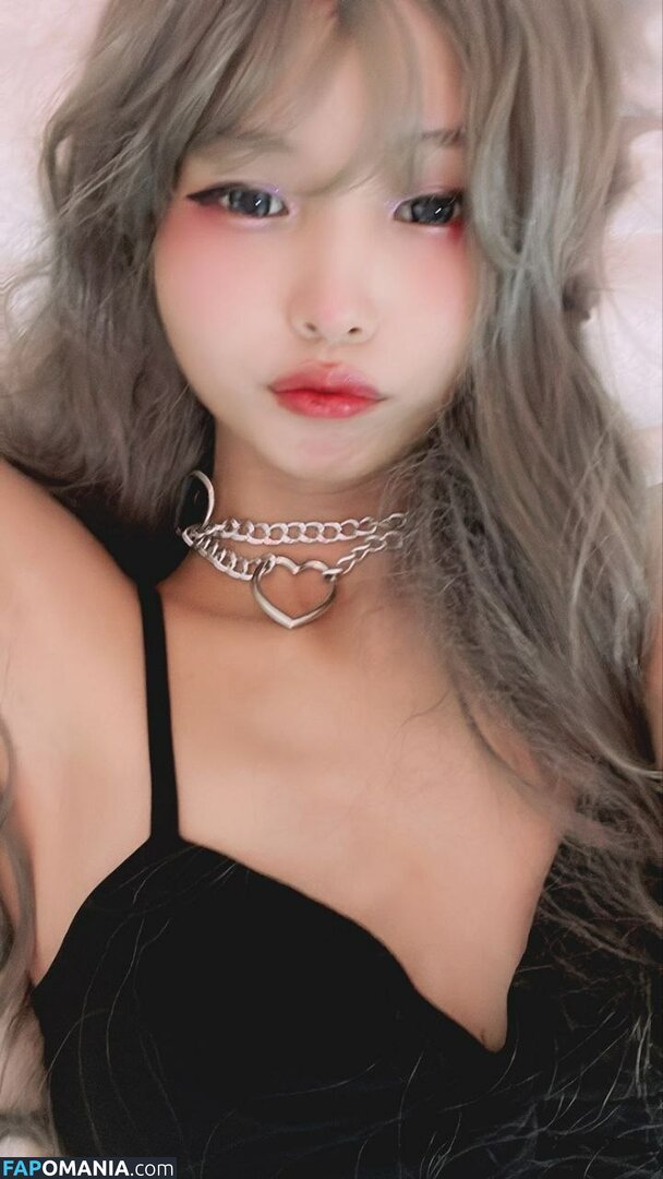 Lilith / Lou Aenlle / llthidk Nude OnlyFans  Leaked Photo #66