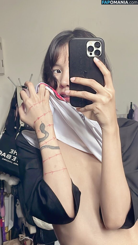 Lilith / Lou Aenlle / llthidk Nude OnlyFans  Leaked Photo #98