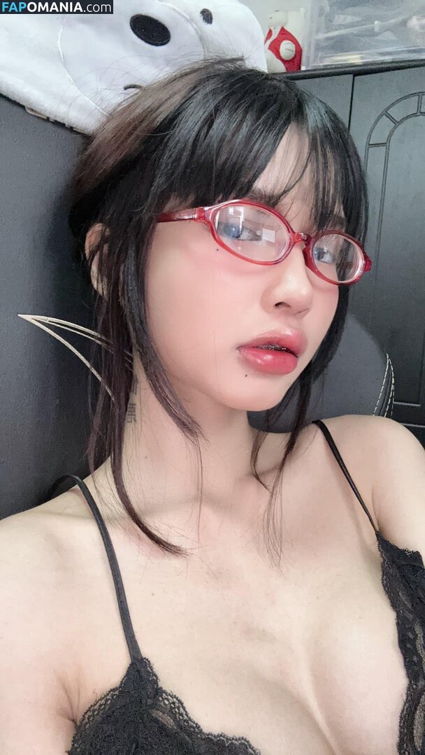 Lilith / Lou Aenlle / llthidk Nude OnlyFans  Leaked Photo #204