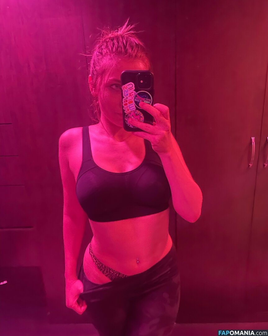 loveachloe / loveeechloe Nude OnlyFans  Leaked Photo #35