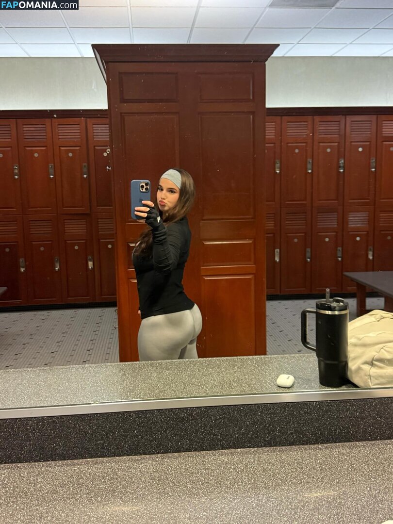 Nayeli / little3rabbit / loveamush / nayelimoralessc Nude OnlyFans  Leaked Photo #2