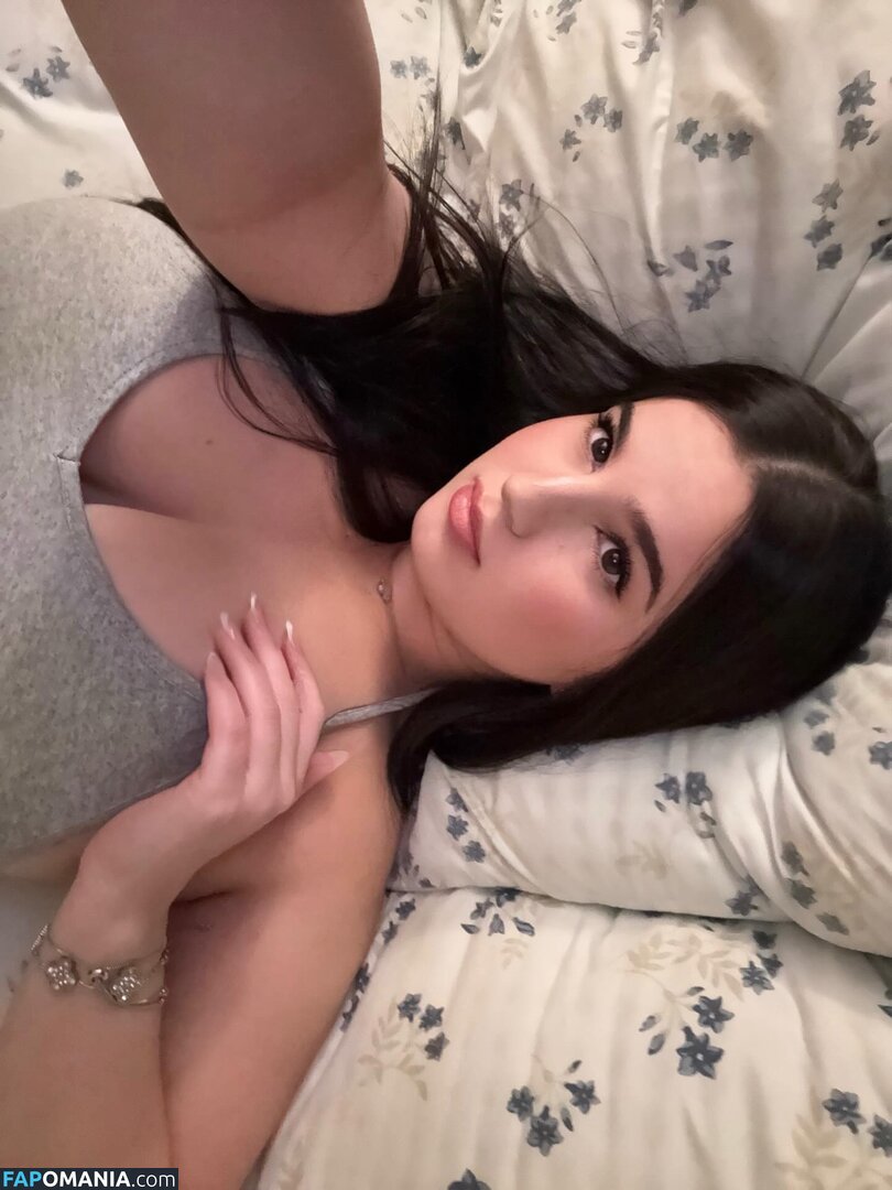 Nayeli / little3rabbit / loveamush / nayelimoralessc Nude OnlyFans  Leaked Photo #7