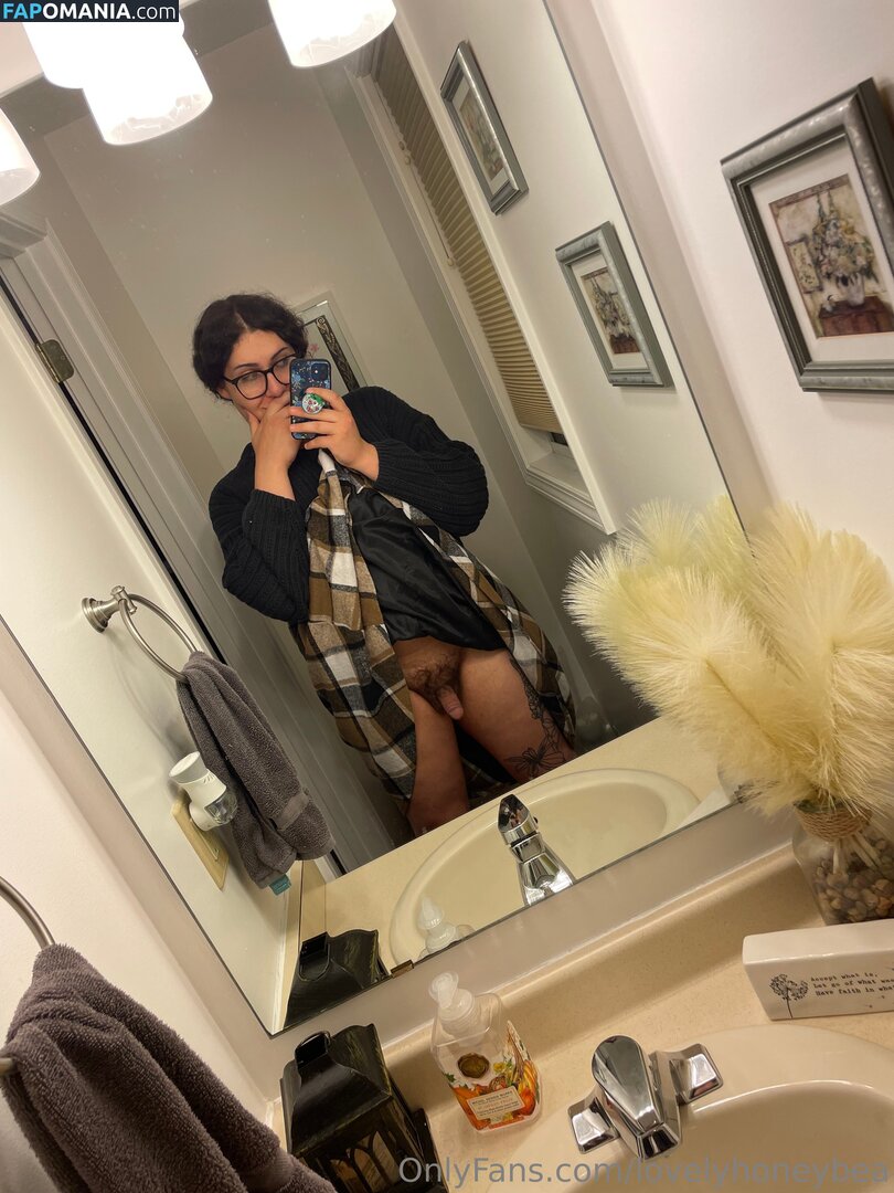 lovelyhoneybea / lovelyhoneybee Nude OnlyFans  Leaked Photo #1
