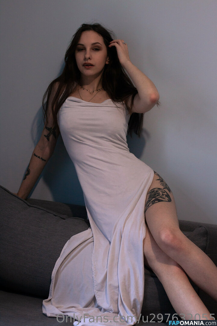 lovelylesh / lovelylollyhehe Nude OnlyFans  Leaked Photo #27