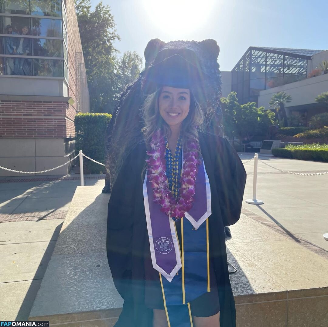 Lovelynnc / Lynn Chu / lovelynn / lovelynnc_love Nude OnlyFans  Leaked Photo #7