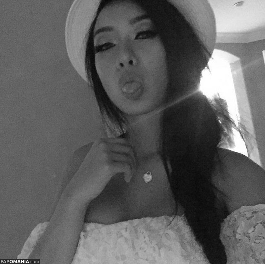 Lovelynnc / Lynn Chu / lovelynn / lovelynnc_love Nude OnlyFans  Leaked Photo #32