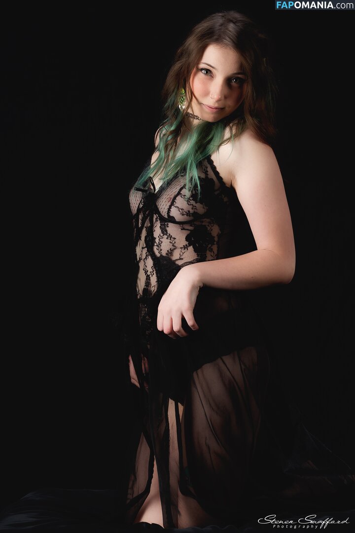 Luckicharmed / lucki.charmed Nude OnlyFans  Leaked Photo #16