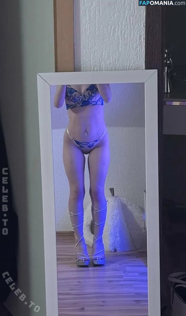Lucy Müller / https: / luisaahartmann / luisaamachtfaxxen / luisahartmann Nude OnlyFans  Leaked Photo #6