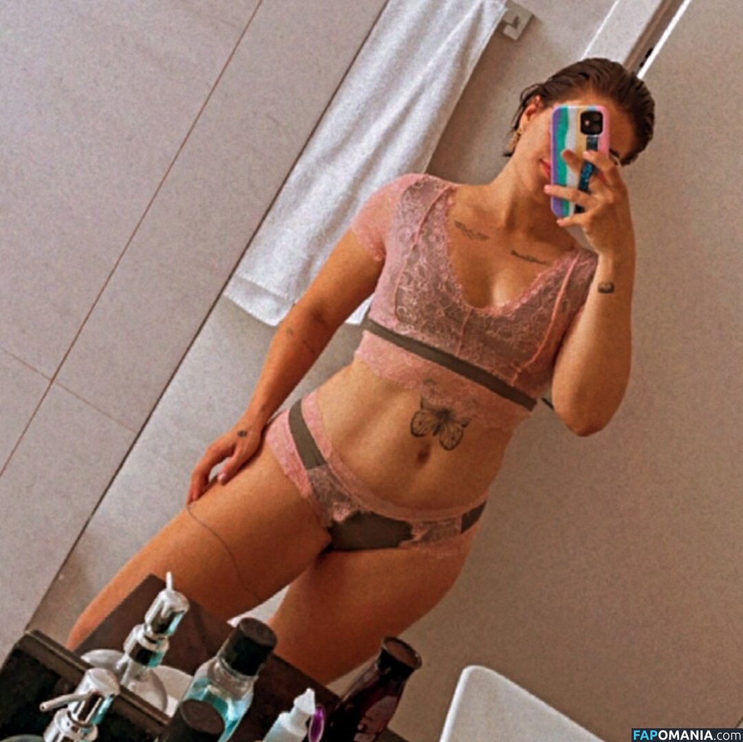 Luma Letícia / luma.focadanafarda Nude OnlyFans  Leaked Photo #6