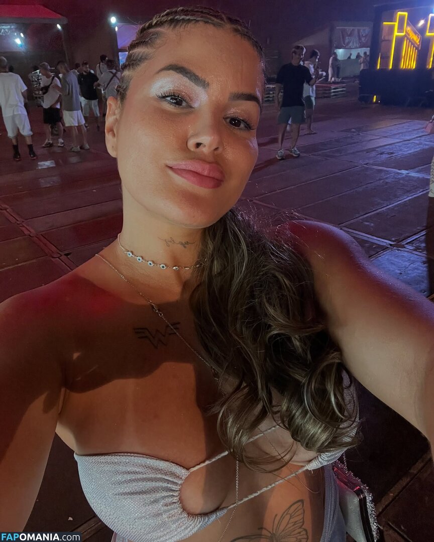 Luma Letícia / luma.focadanafarda Nude OnlyFans  Leaked Photo #17