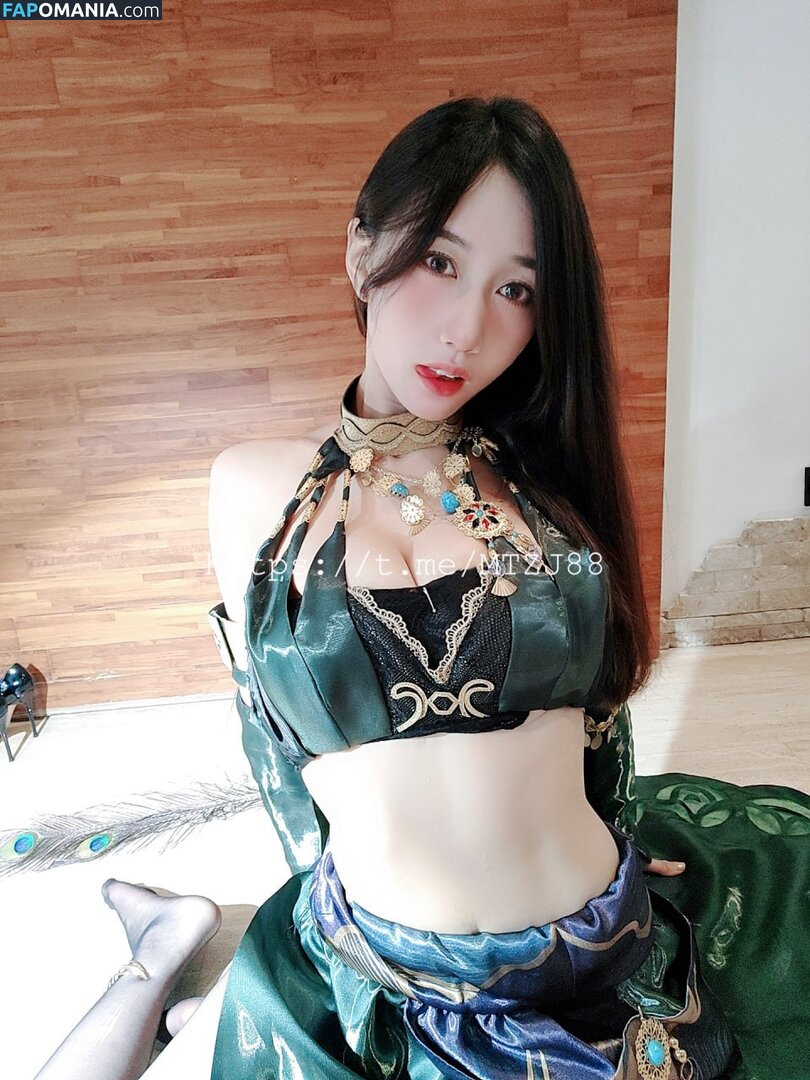 lumanyu2233 Nude OnlyFans  Leaked Photo #2