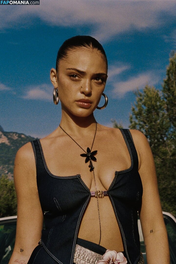 Luna Blaise / lunablaise Nude OnlyFans  Leaked Photo #8