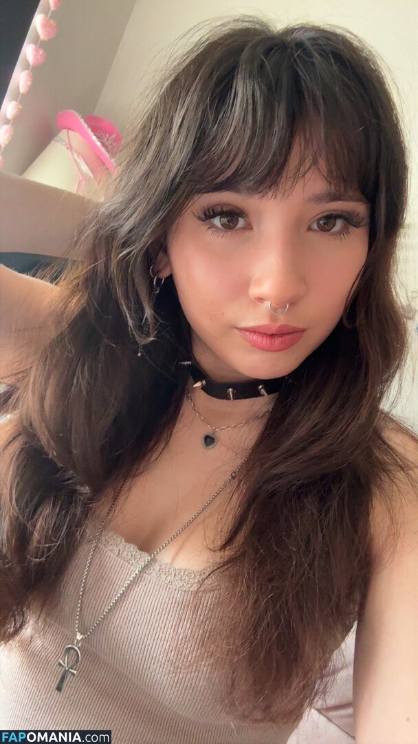 lunavalentinacams Nude OnlyFans  Leaked Photo #1