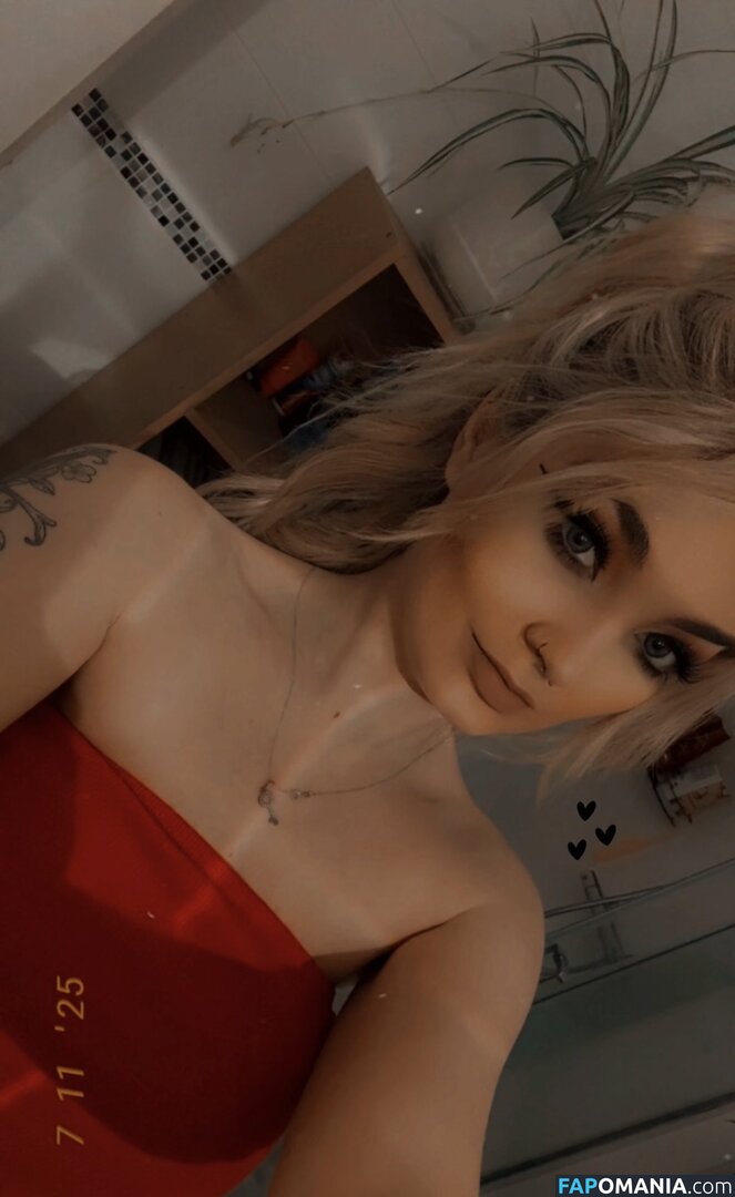 https: / luuucy813 Nude OnlyFans  Leaked Photo #6