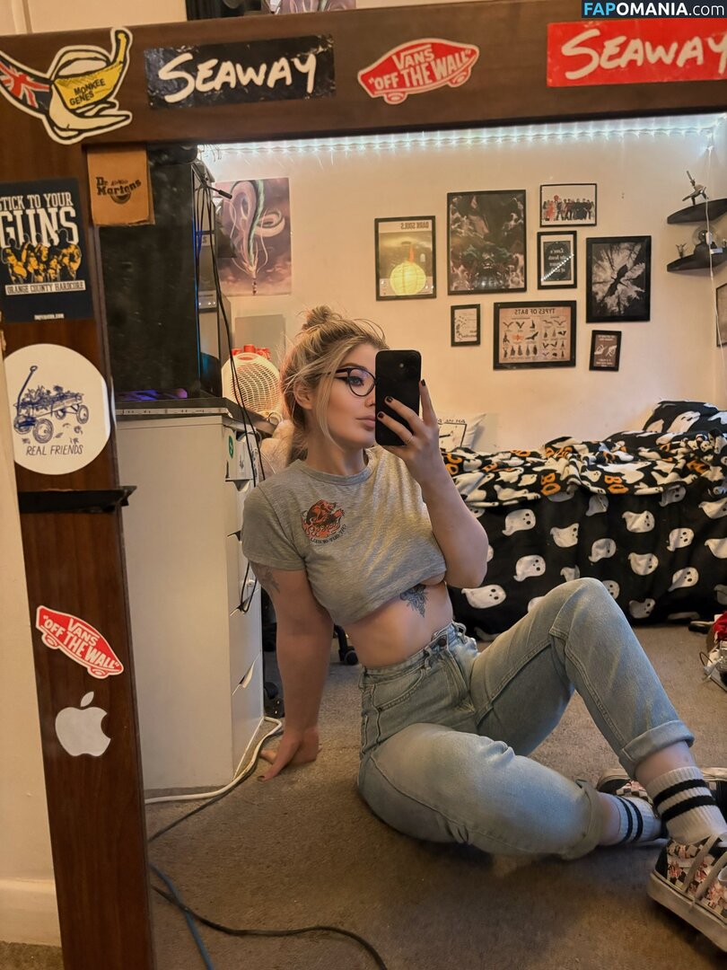 https: / luuucy813 Nude OnlyFans  Leaked Photo #14