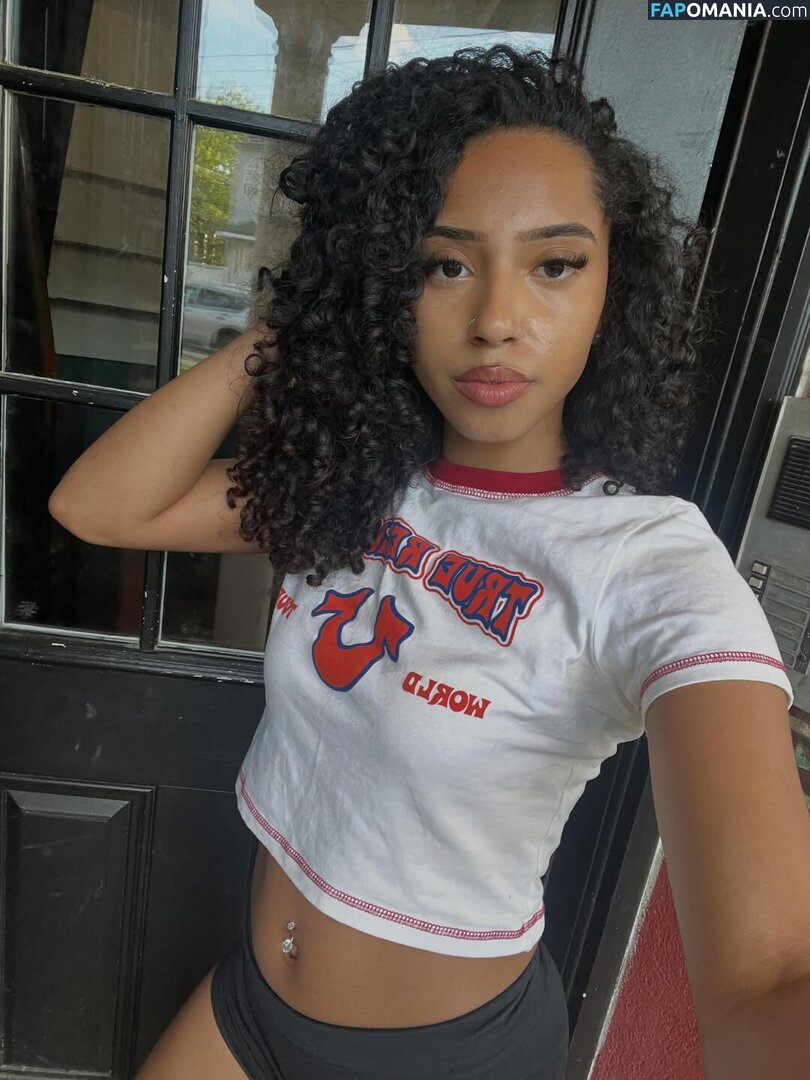 Luuvjamie / luuvvjamie Nude OnlyFans  Leaked Photo #3