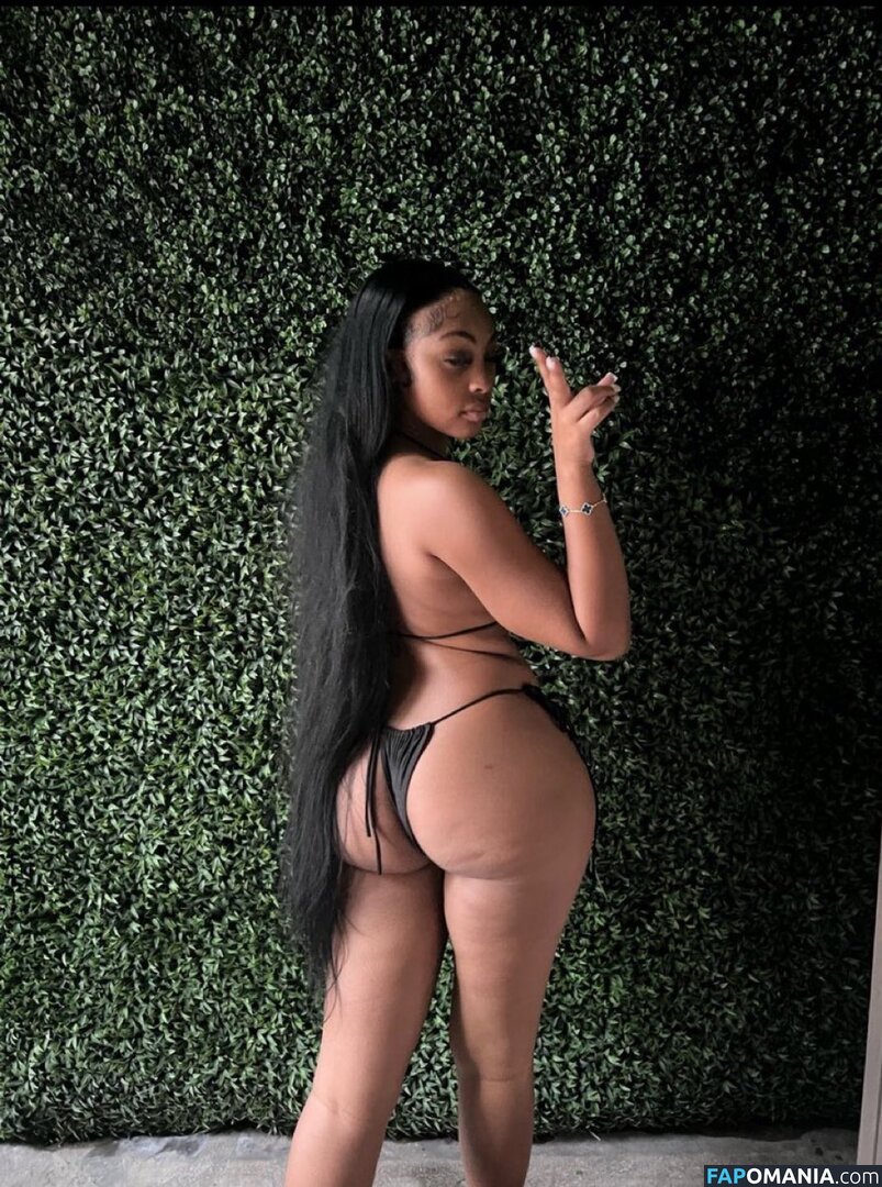 _luvalexis / https: Nude OnlyFans  Leaked Photo #2
