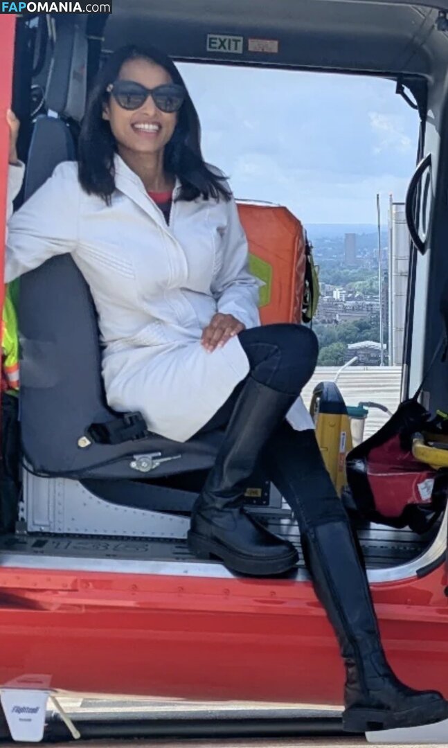 Luxma Gopal TV Presenter Nude OnlyFans  Leaked Photo #8