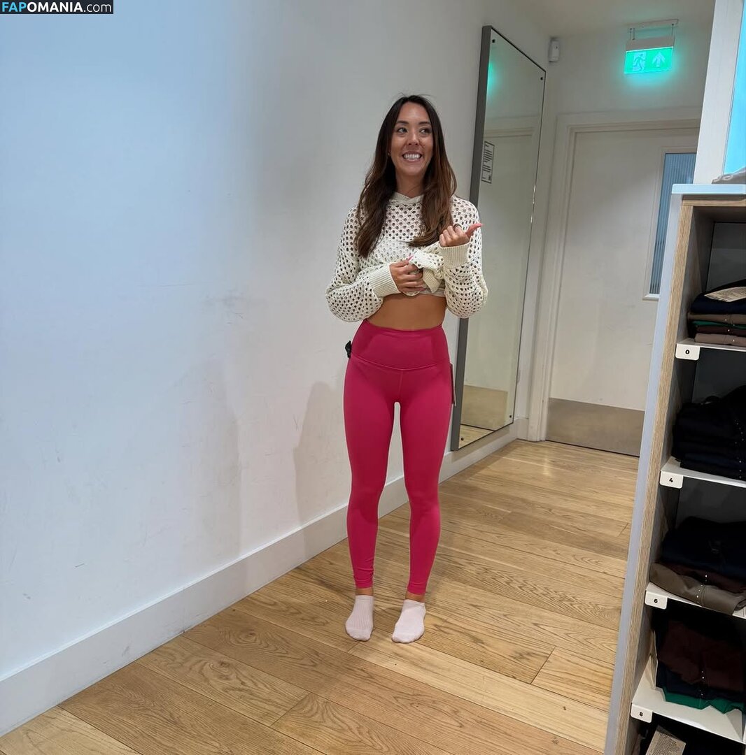 Lydia Hewitt / lydiahewittlee Nude OnlyFans  Leaked Photo #12