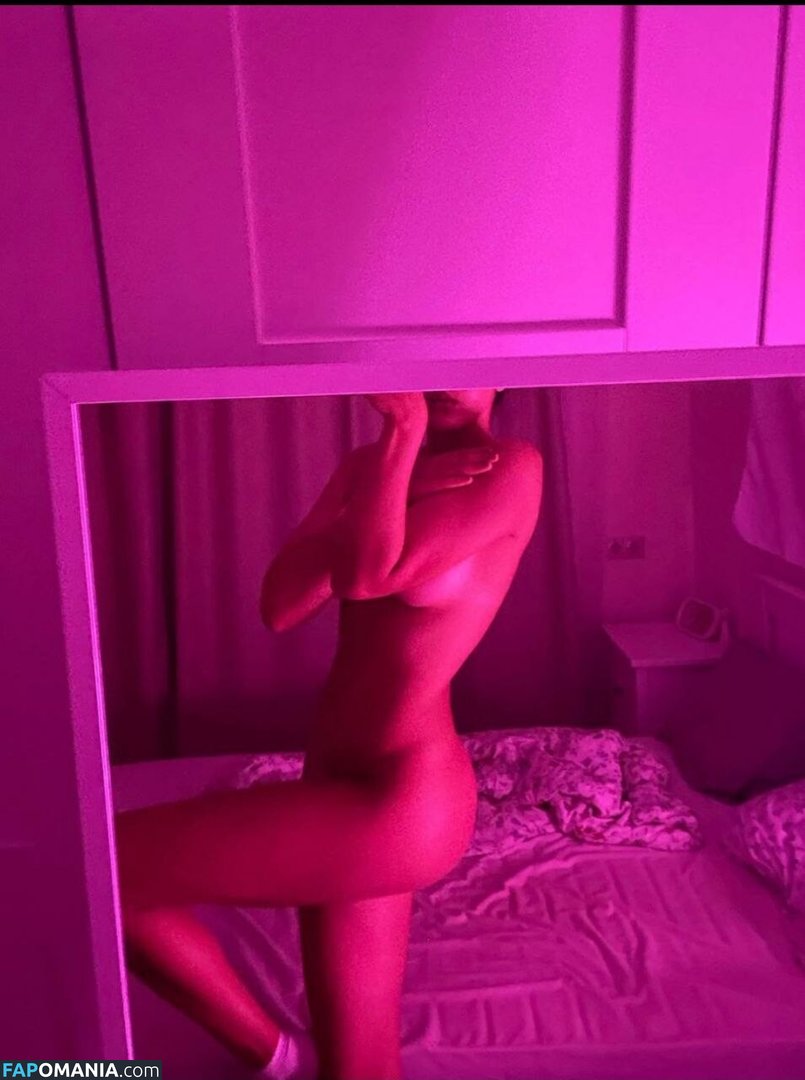 Lydia / owlida / pissqu33n Nude OnlyFans  Leaked Photo #3