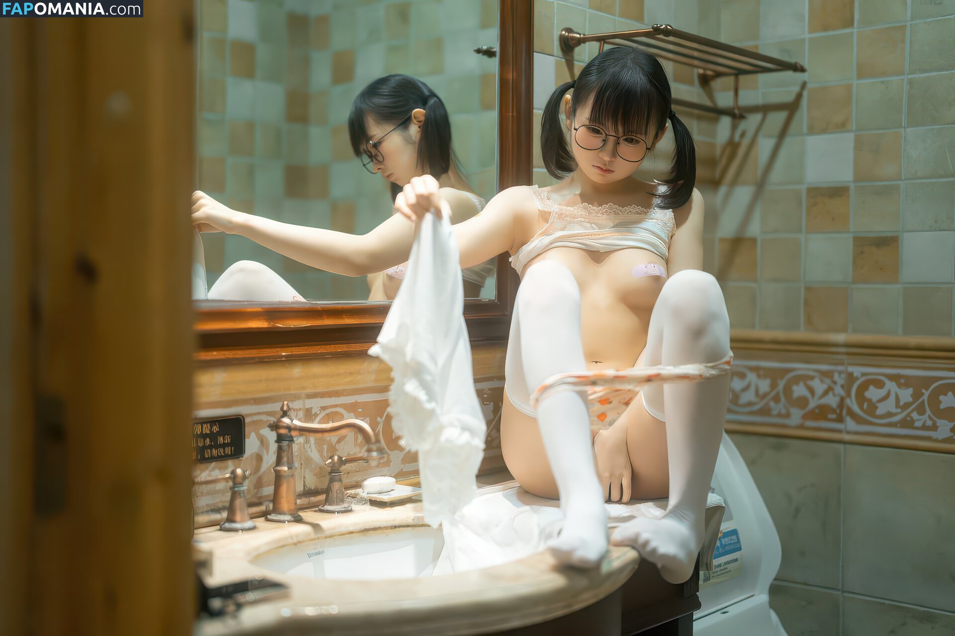 LynnLi7698 / 学徒林恩 / 幼水铃衣 / 幼水铃衣m Nude OnlyFans  Leaked Photo #4