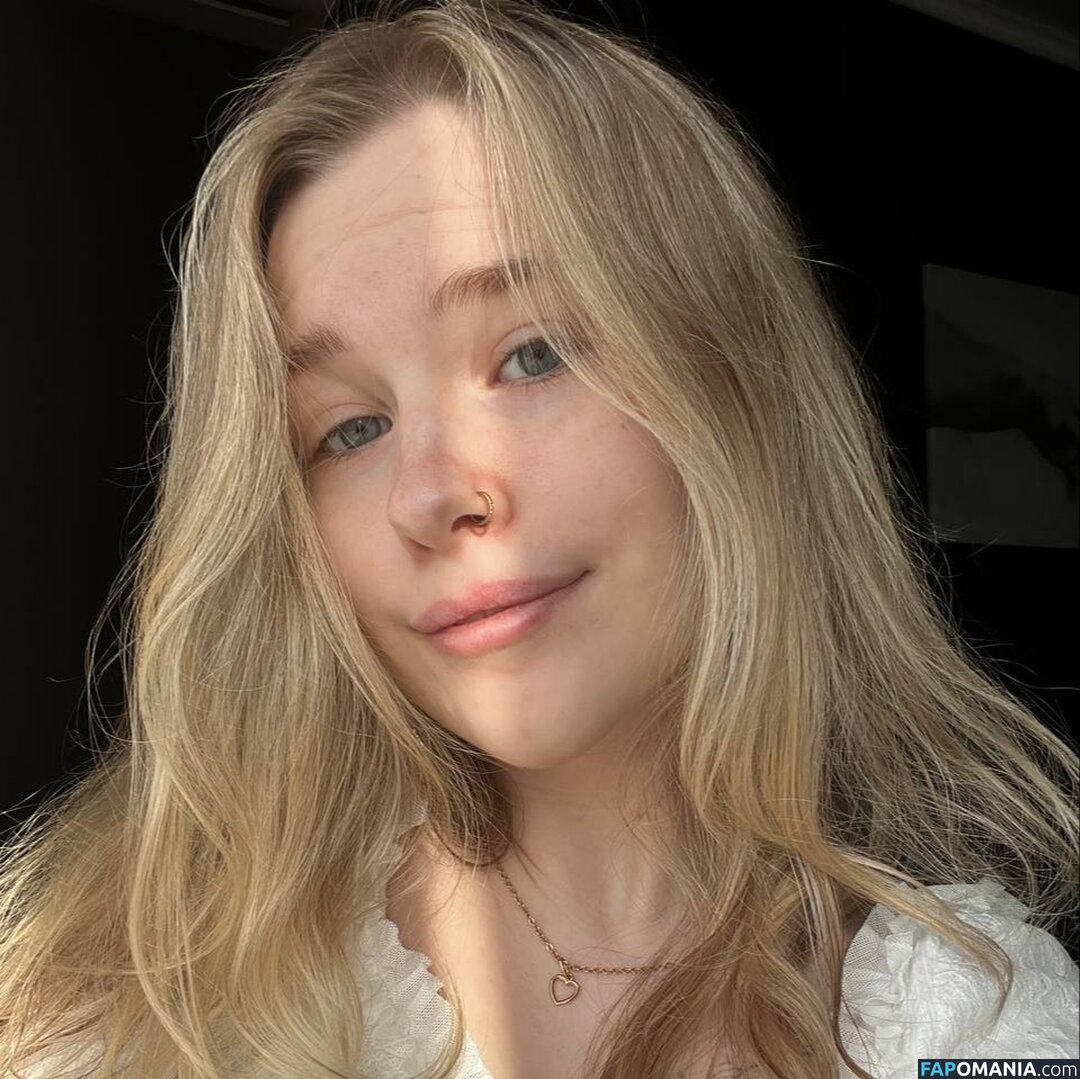 Lynntiny Nude OnlyFans  Leaked Photo #4