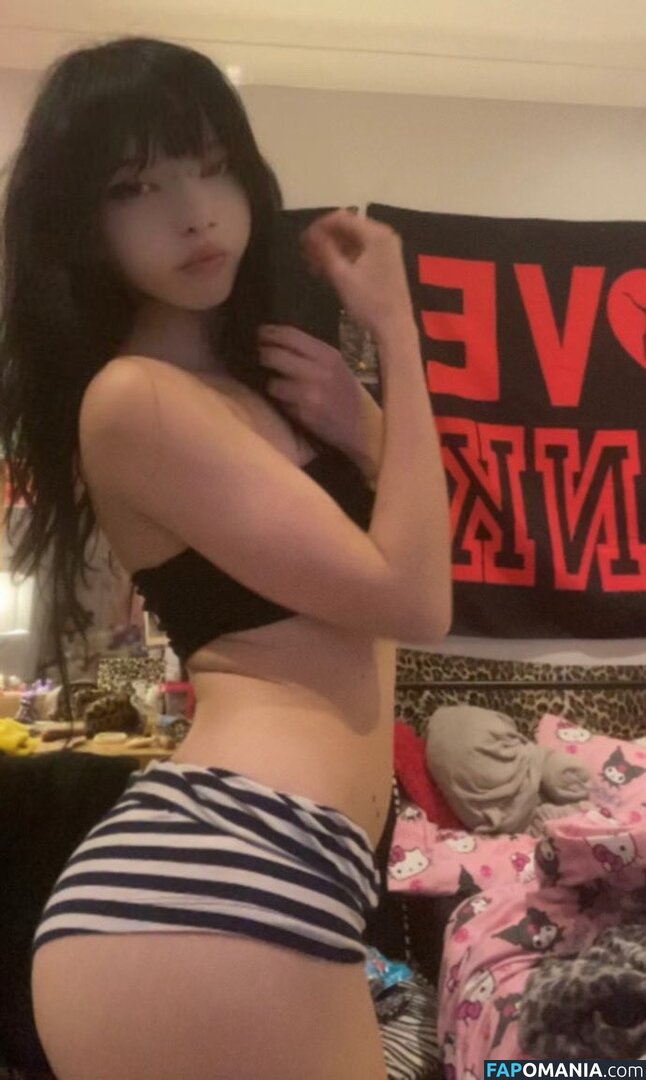 Lyraleafs / lyrafaelovesyou Nude OnlyFans  Leaked Photo #3