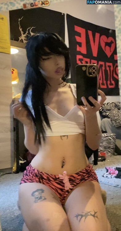 Lyraleafs / lyrafaelovesyou Nude OnlyFans  Leaked Photo #6