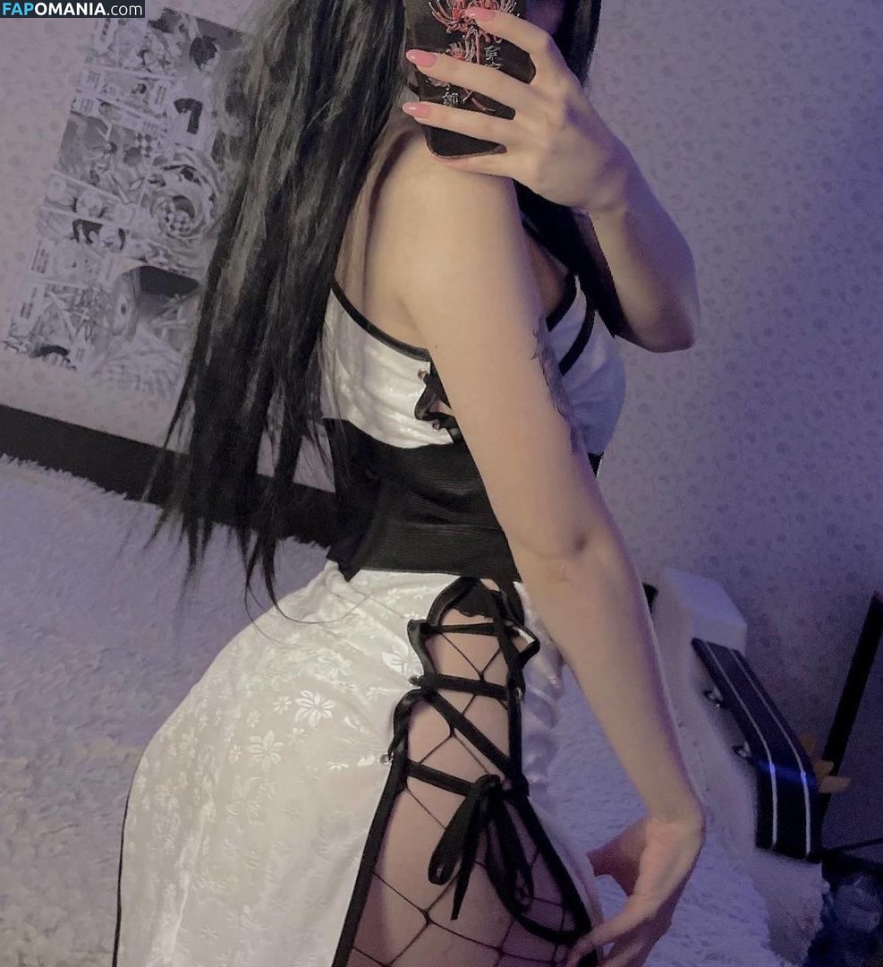 Lyraleiq Nude OnlyFans  Leaked Photo #6