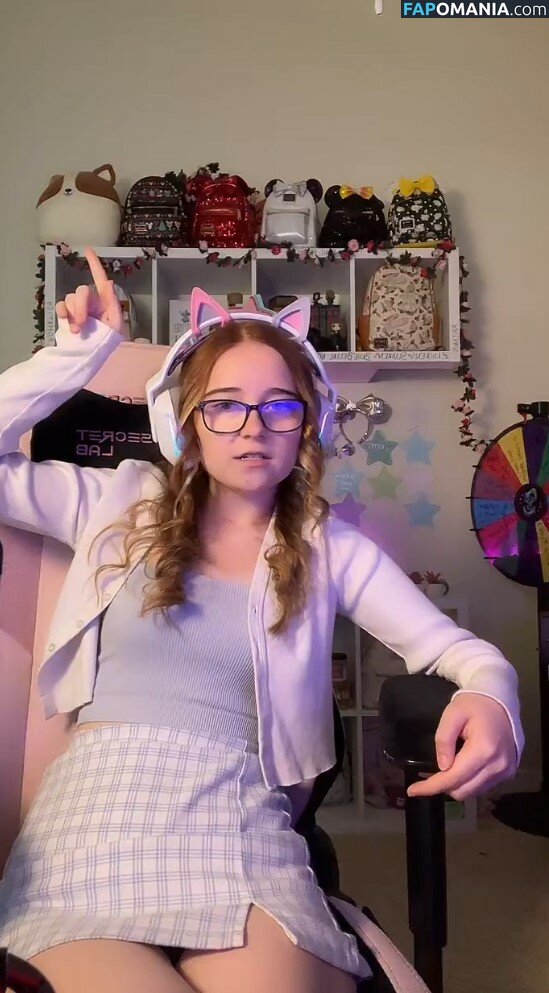 Lyssaurora Nude OnlyFans  Leaked Photo #5