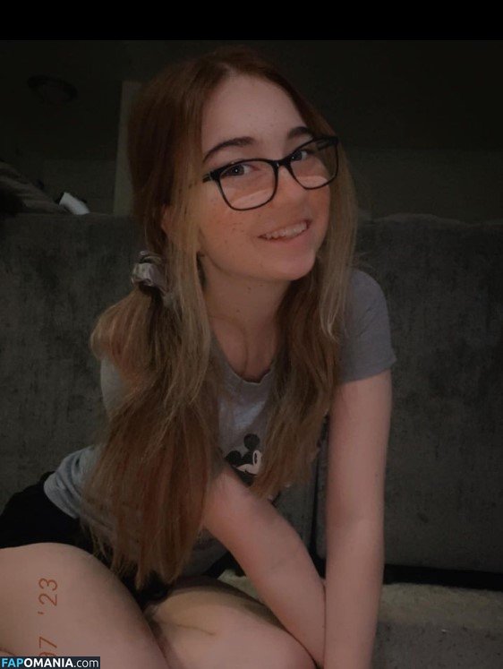 Lyssaurora Nude OnlyFans  Leaked Photo #20