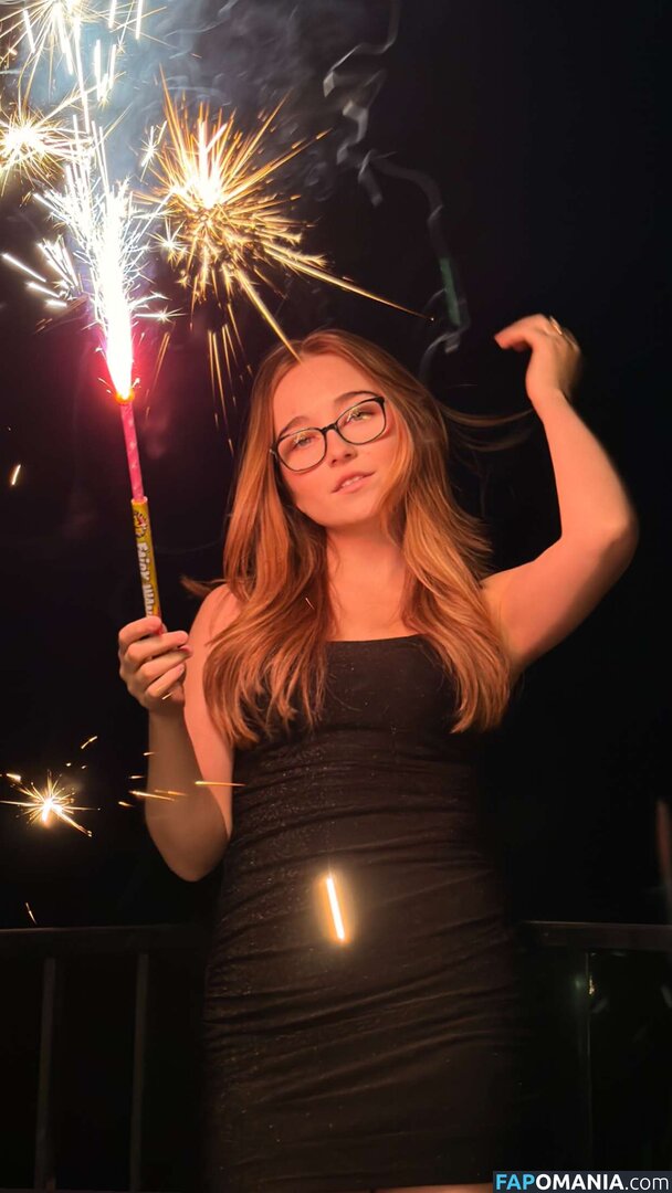 Lyssaurora Nude OnlyFans  Leaked Photo #254