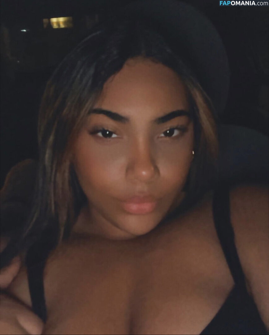 m.ariaher_ Nude OnlyFans  Leaked Photo #1