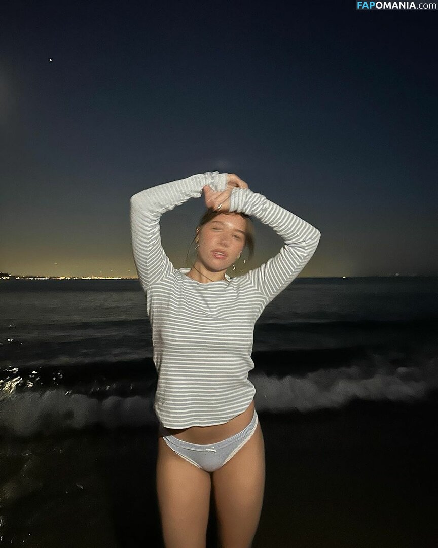 Mackenzie Ziegler / kenzie Nude OnlyFans  Leaked Photo #283