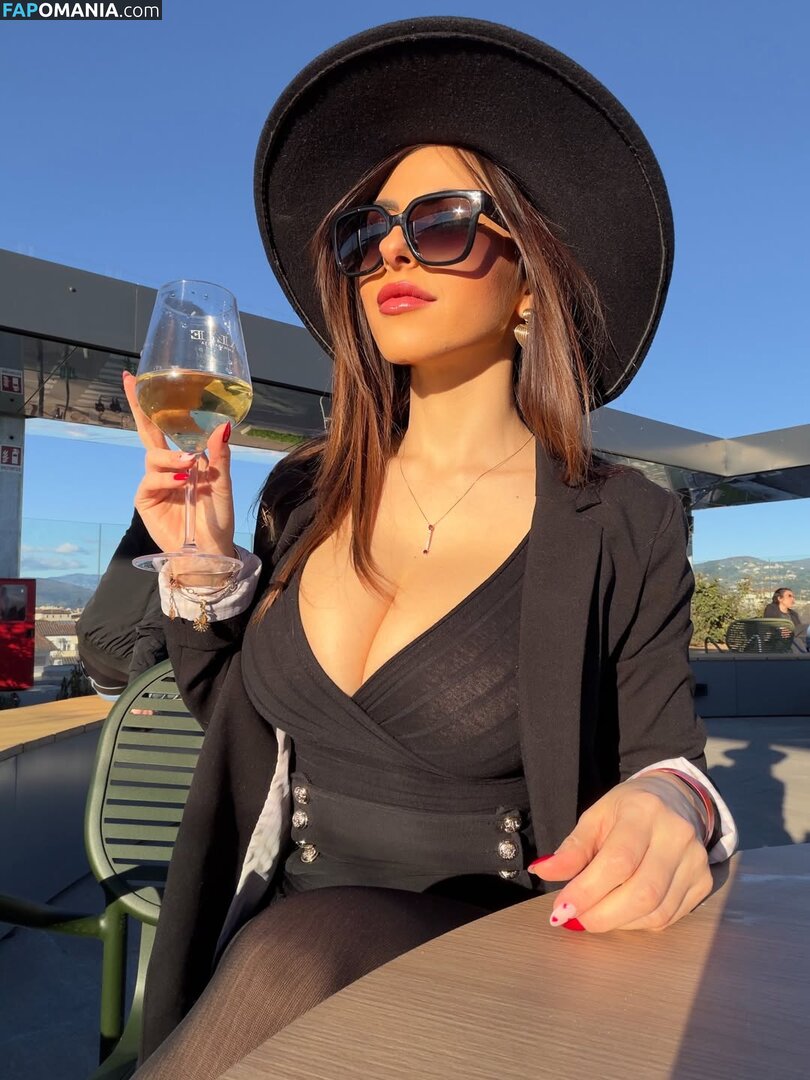 Maddalena Cabizzosu / madame_x_93 / madamex93 Nude OnlyFans  Leaked Photo #15