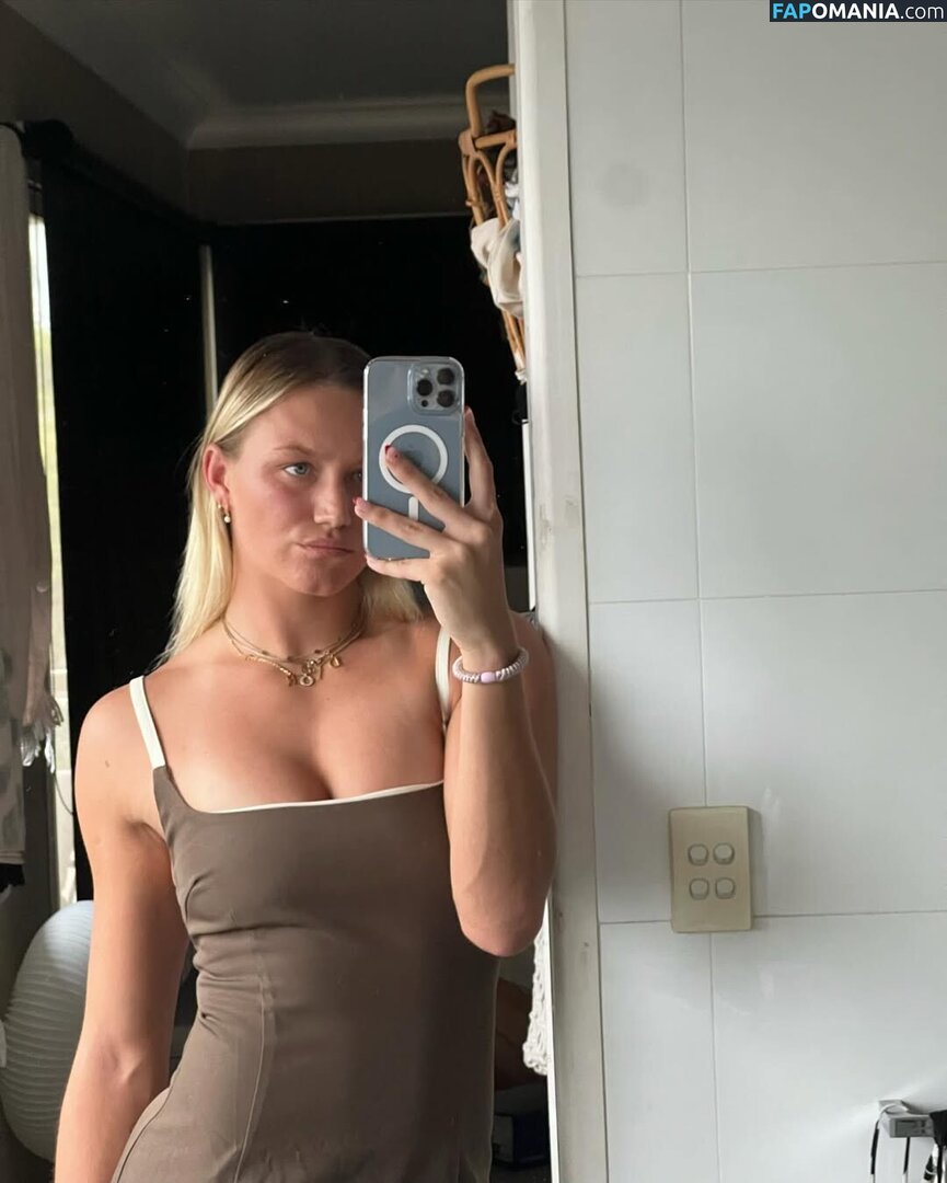 Maddison Levi / maddi_levi Nude OnlyFans  Leaked Photo #4