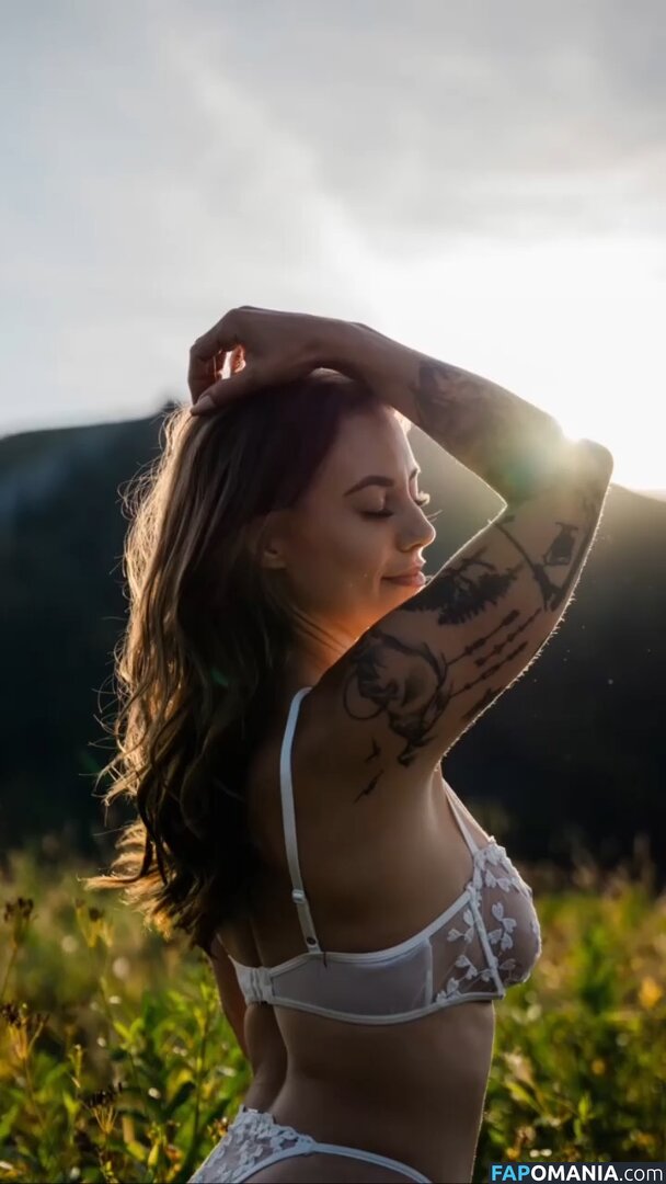 Maddison Noel / maddison.noel / madinoelll Nude OnlyFans  Leaked Photo #23